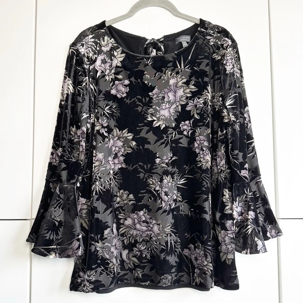 The Limited Velvet Burnout Blouse Dark Floral Black Flutter Sleeve Size Medium